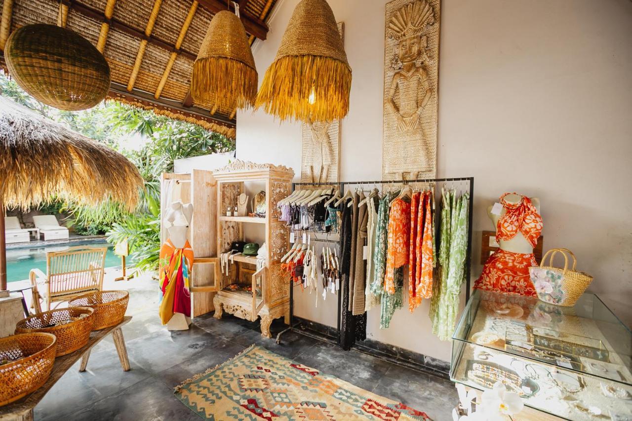 Indiana Kenanga Boutique & *