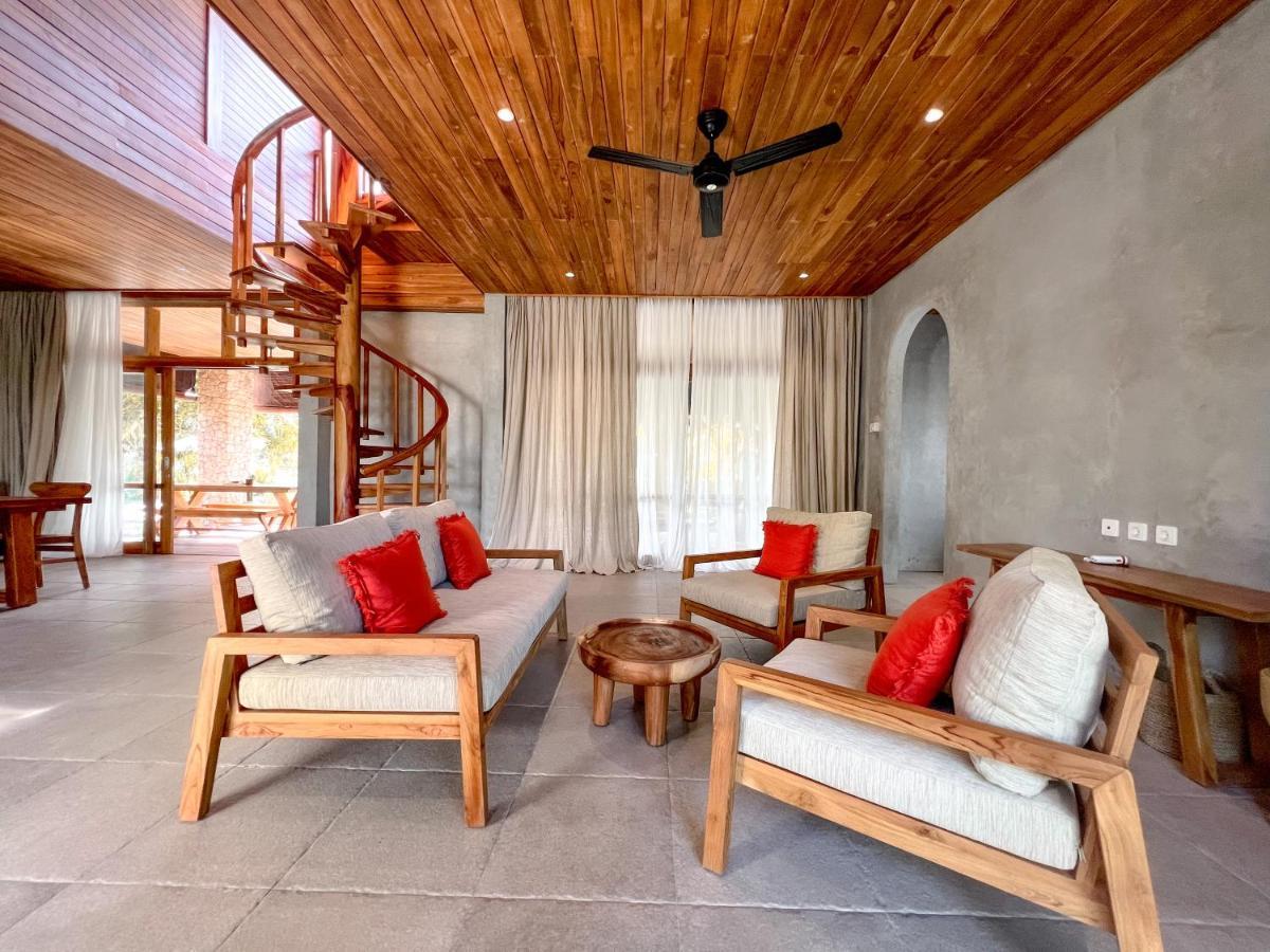 Diamond Villa *