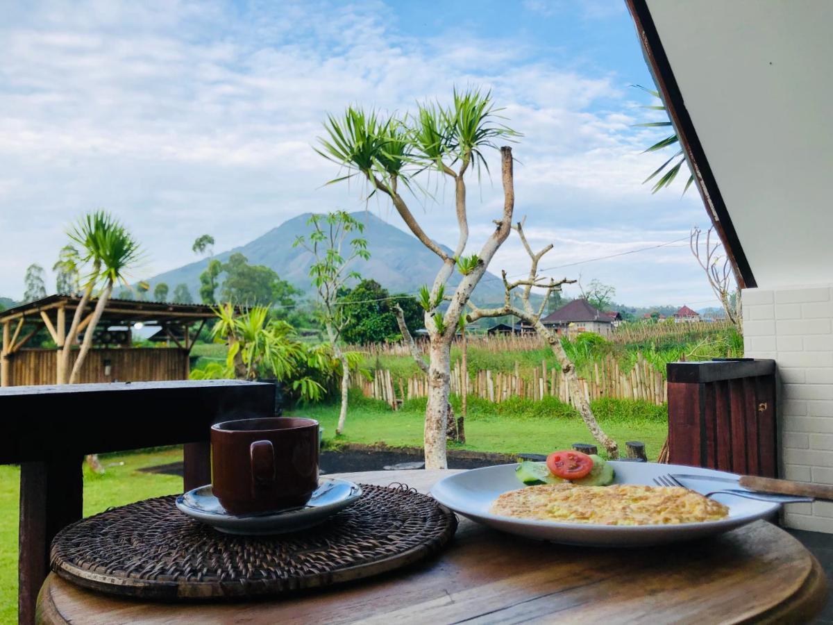 Homestay Batur And *