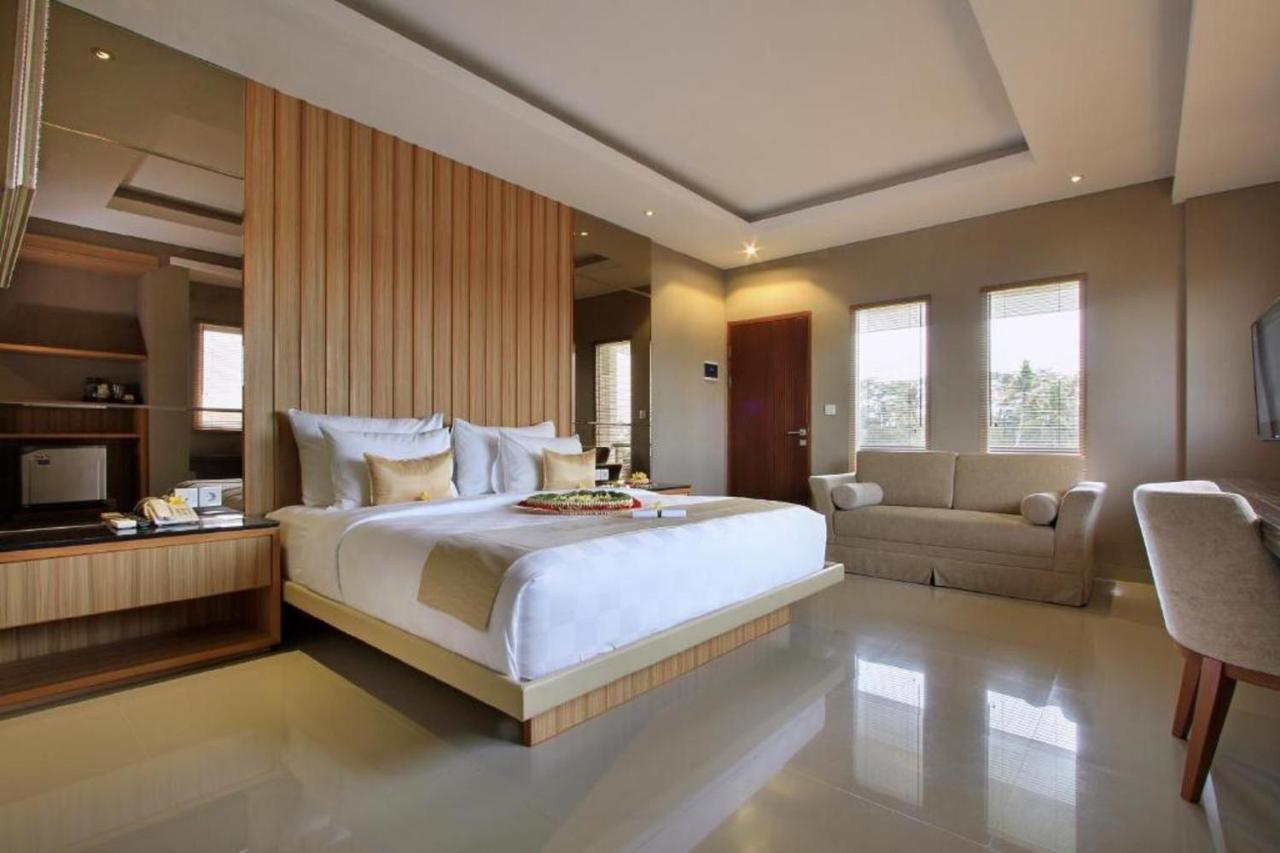 Puri Padma Hotel