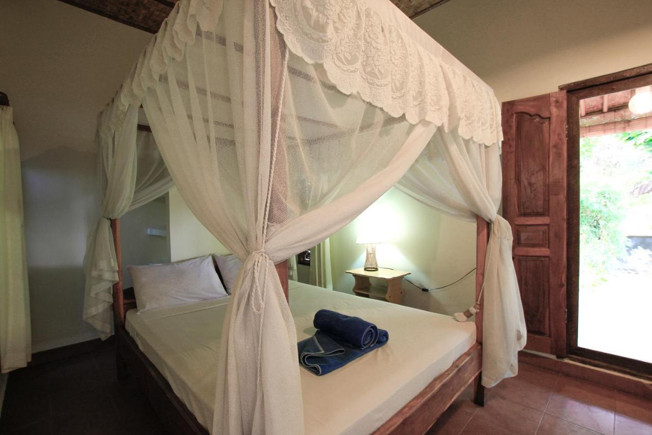 Ganesha Guest house *