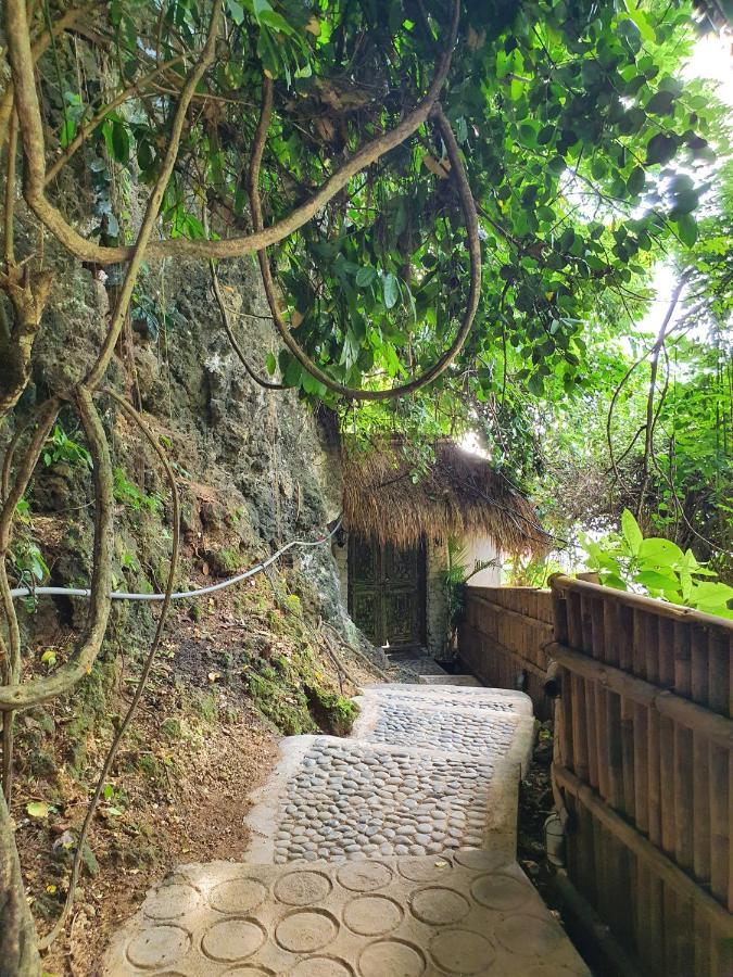 The Hidden Escapes- Stunning 2 Bedroom Directly On Bingin With Ocean & Sunset View Villa