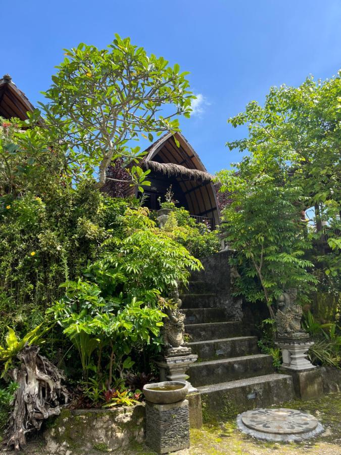 Holy Hills Nusa Penida Batumadeg