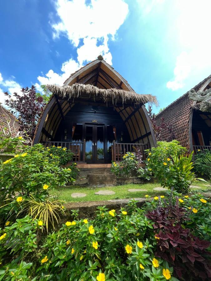 Holy Hills Nusa Penida 2*
