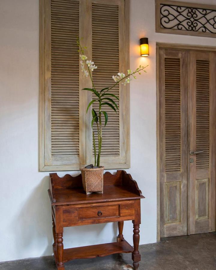 Pinkcoco - Constant Surprises & For Cool Adults Only 3* Uluwatu (Bali)