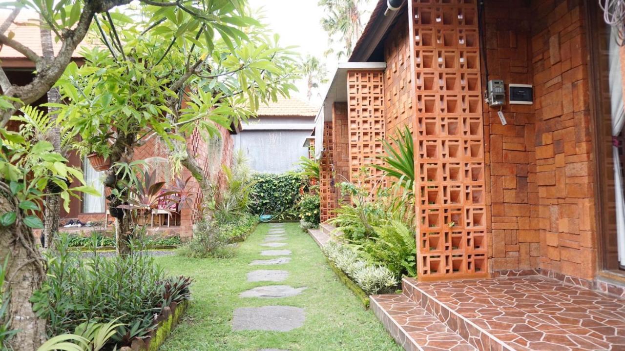 Homestay Louto Dmell Sanur (Bali)