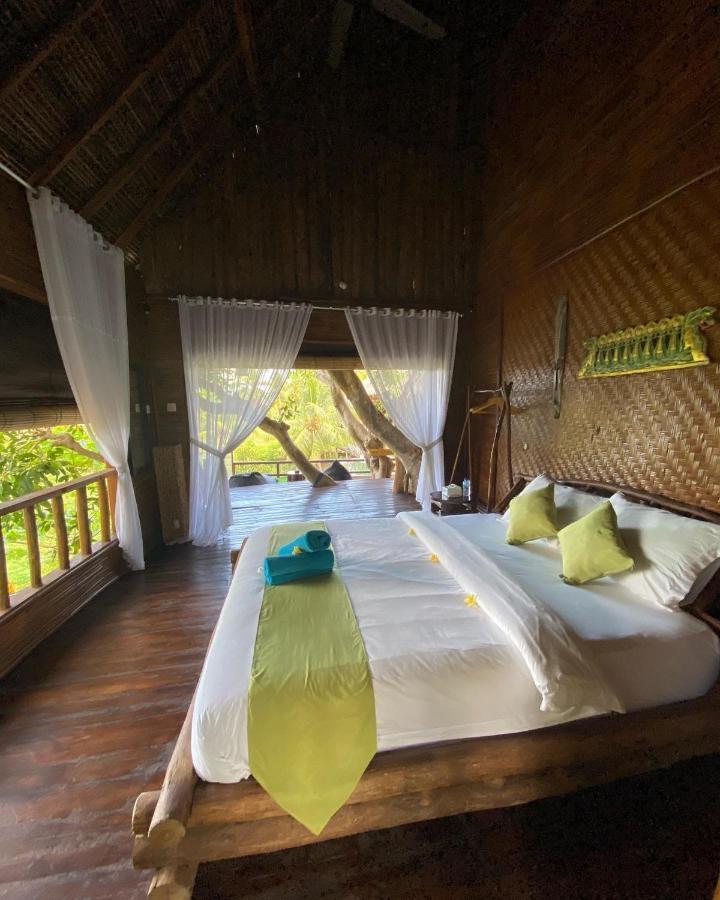 Gading Tree House *
