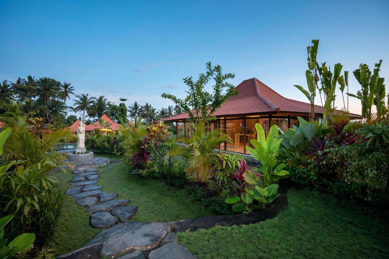 Villa Kampung Uma Dawa And Ubud (Bali)