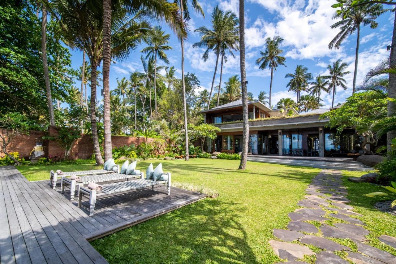 Manis Beachfront Villa *