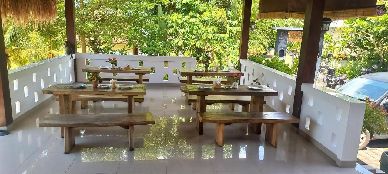 Davu Sundara Uluwatu (Bali)