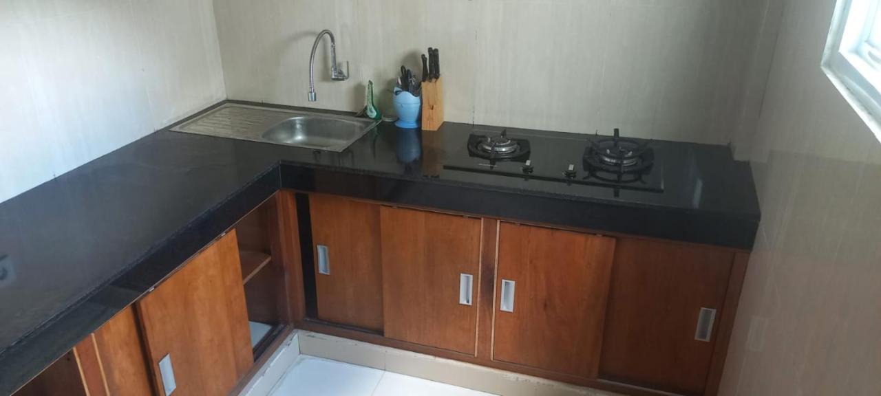 Davu Sundara Guest house *