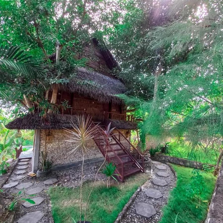 Gading Tree House