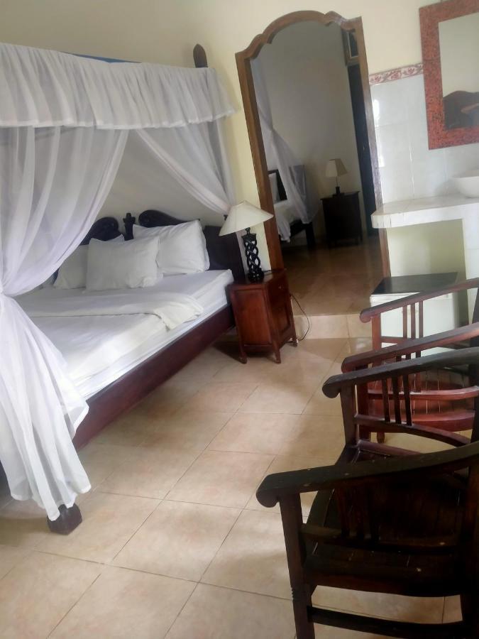 Coral Bay Bali Bed & Breakfast *