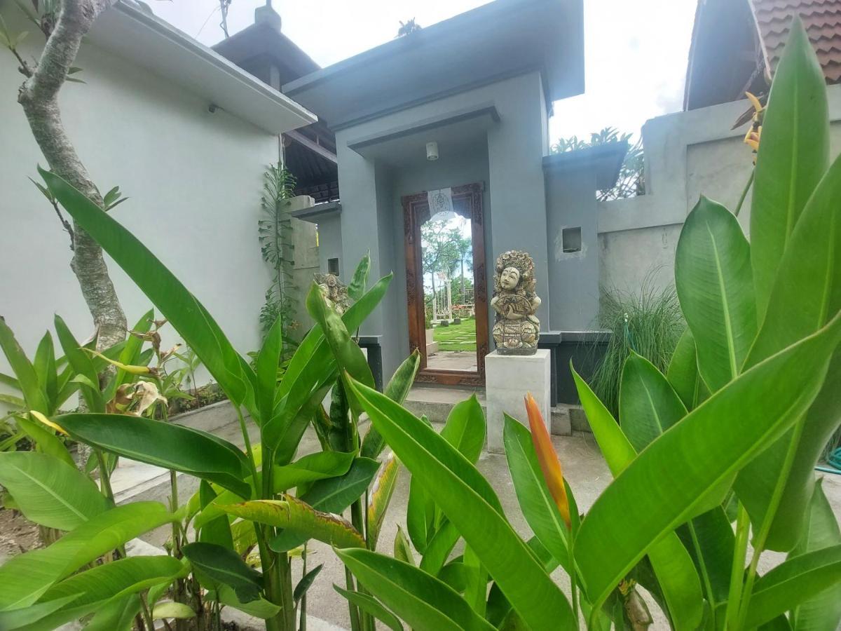 Innora Jungle And Hotel Batununggul