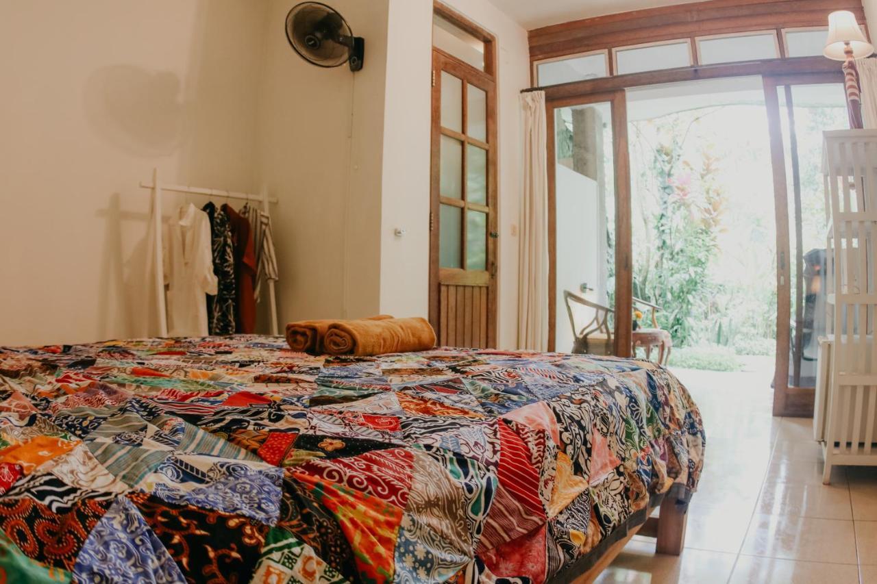 Bed & Breakfast Rumah Semanggi