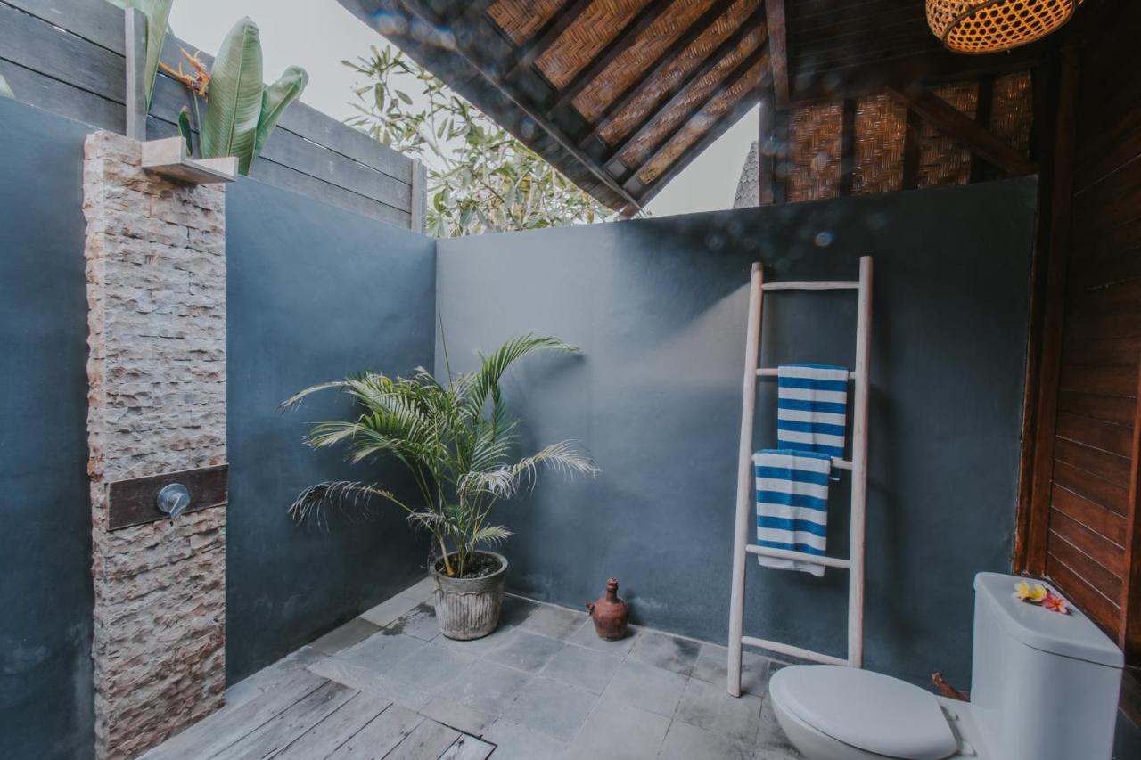 Dream Huts 4*