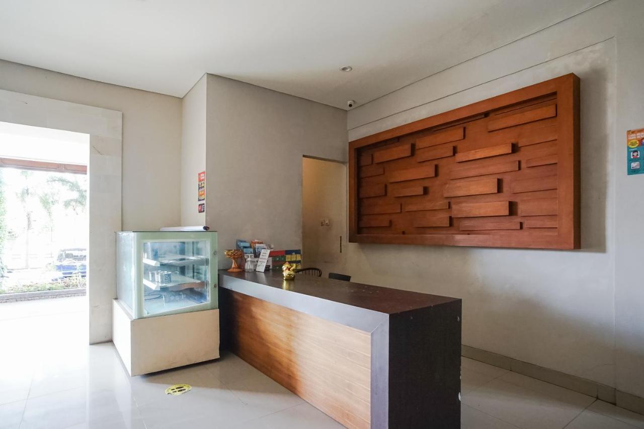 Hotel Akarsa Transit