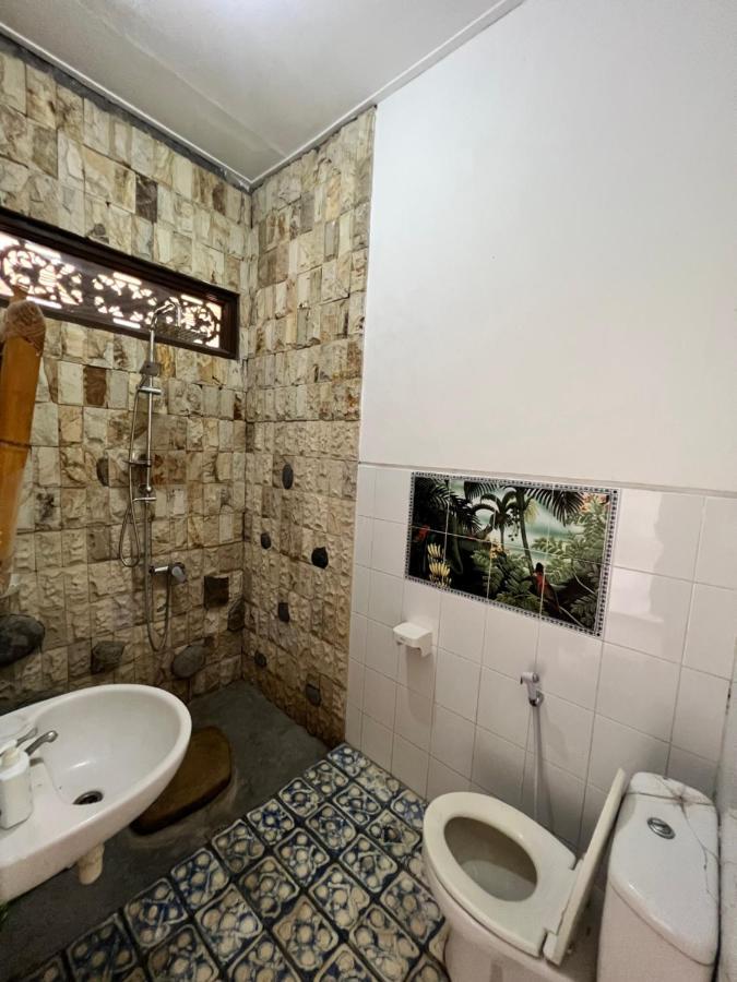 Narafa's Guest house Jasri