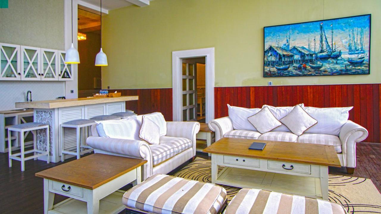 Resor The Crystal Luxury Bay Nusa Dua 5*