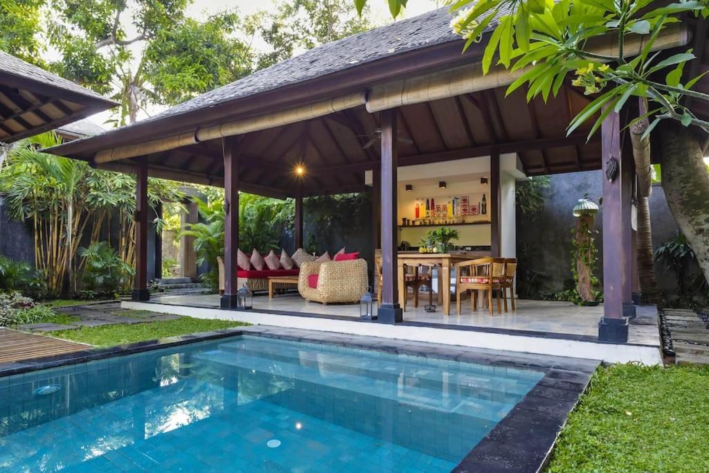 Mango Tree Bali Villa Jimbaran (Bali)