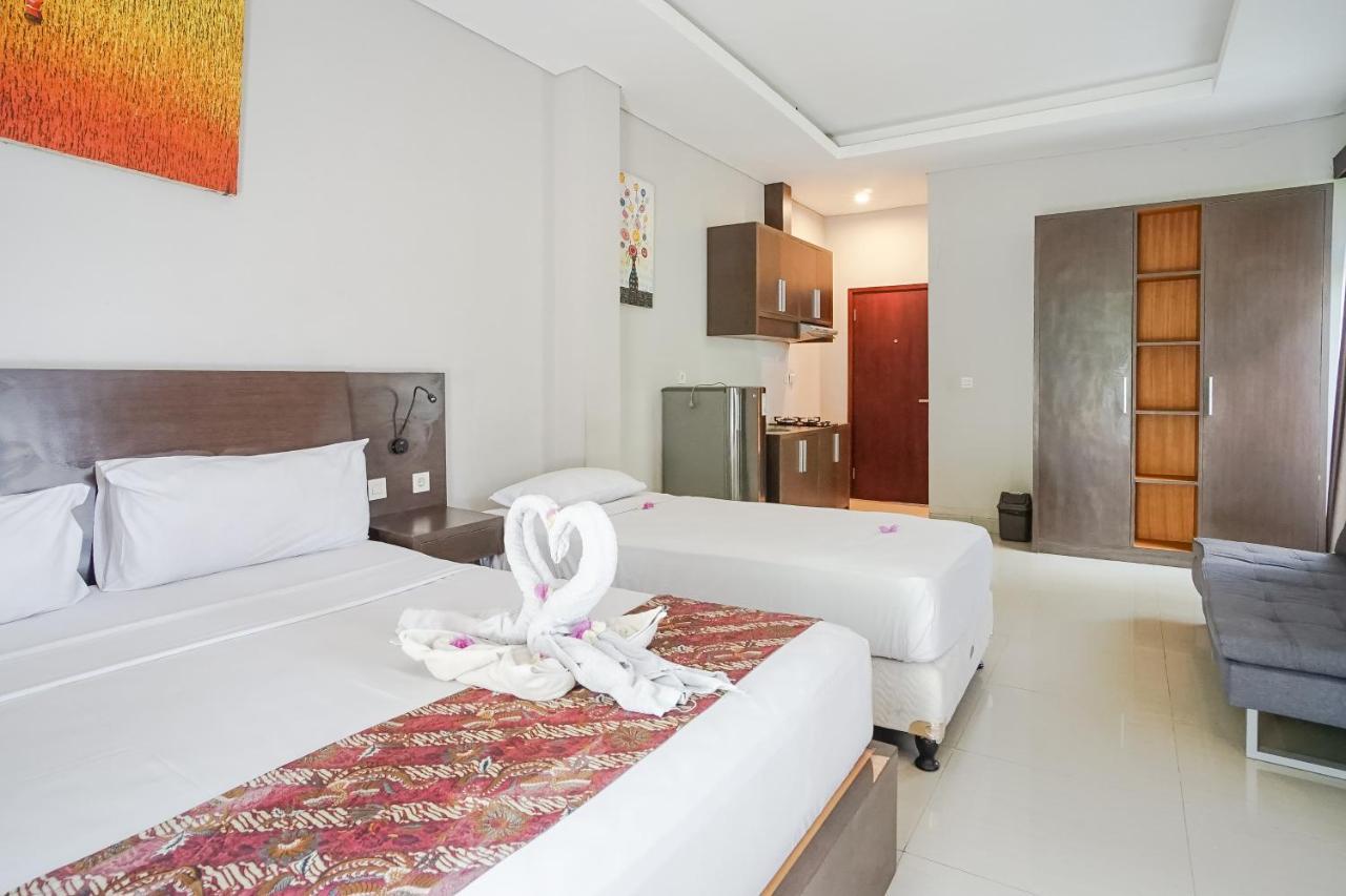 Hotel Akarsa Transit 2*