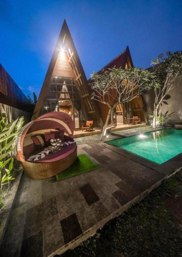 Rumah Kayu Tatiya Villa