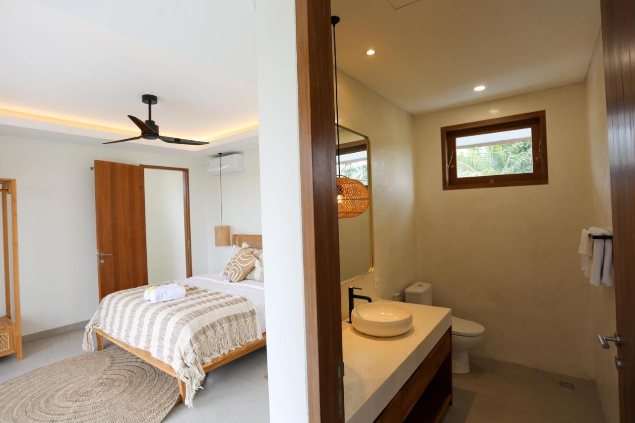 Shoreline Bingin Villa