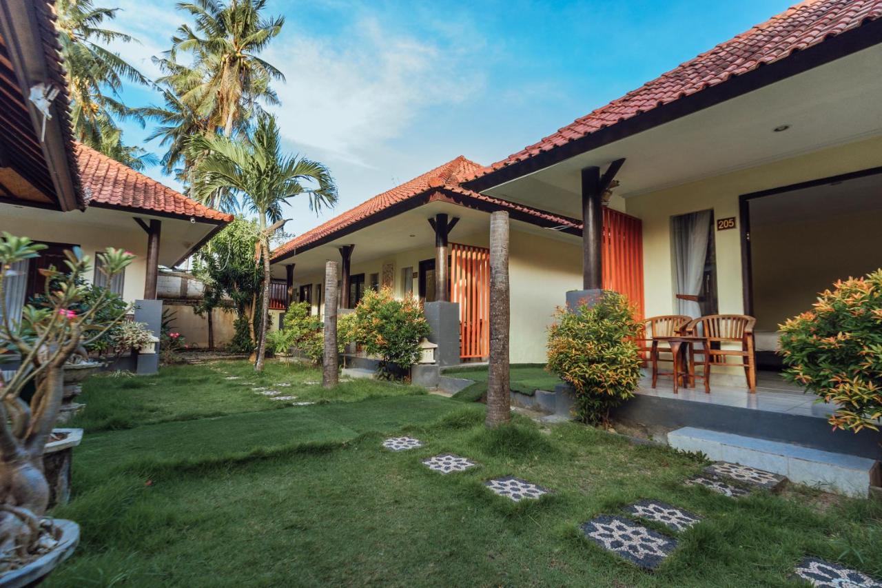 Guest house Beachfront Batununggul