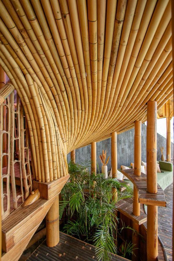 Dreamy Cliffside Bamboo With Pool And View Klungkung