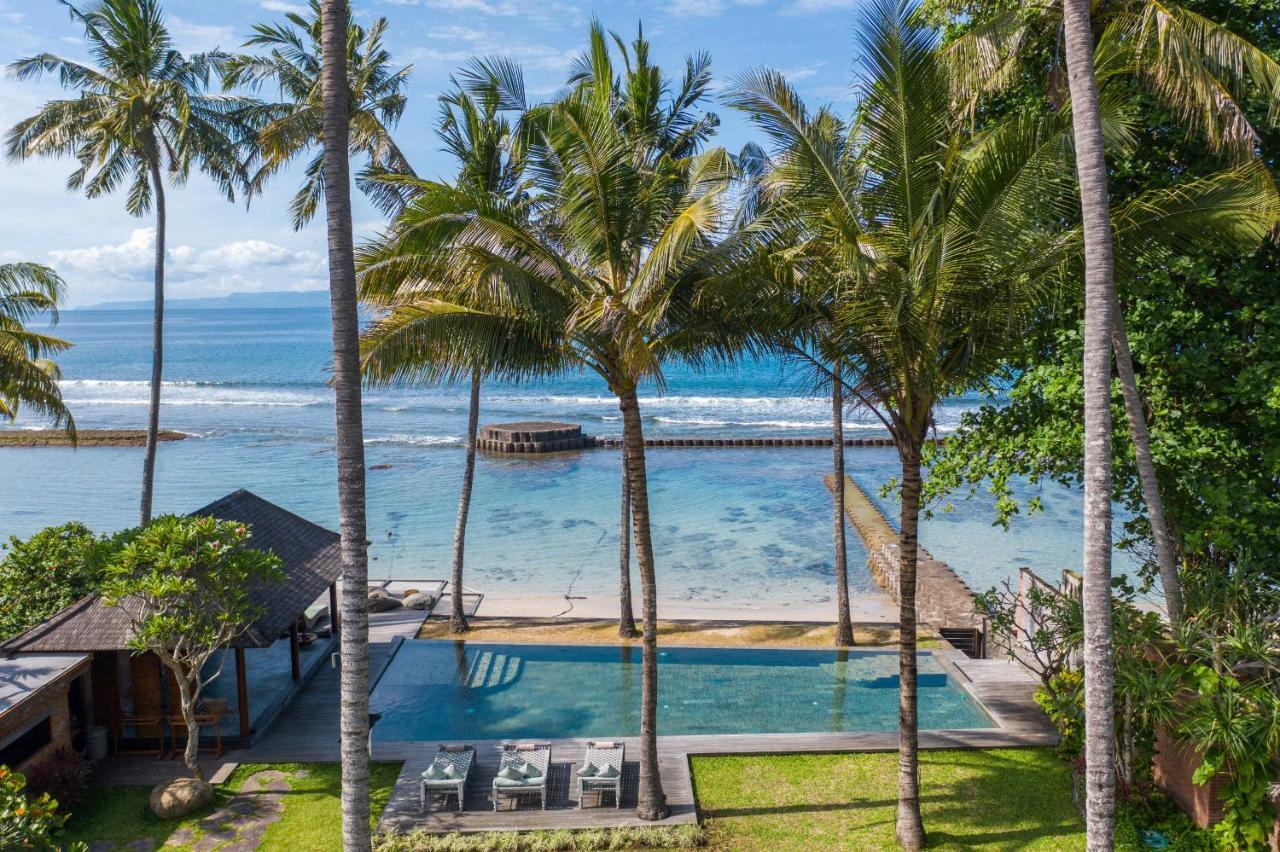Manis Beachfront Villa