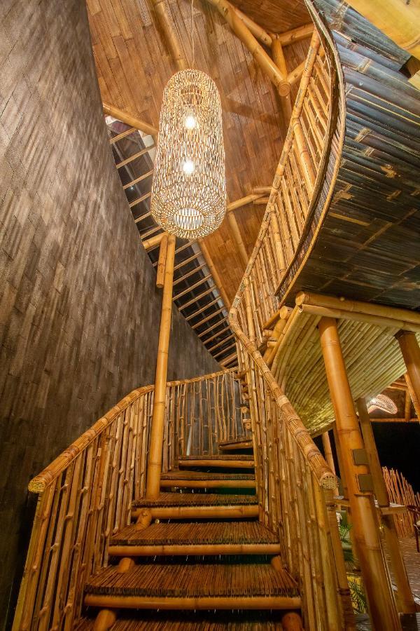 Dreamy Cliffside Bamboo With Pool And View *