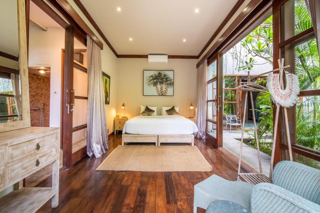Manis Beachfront Villa *