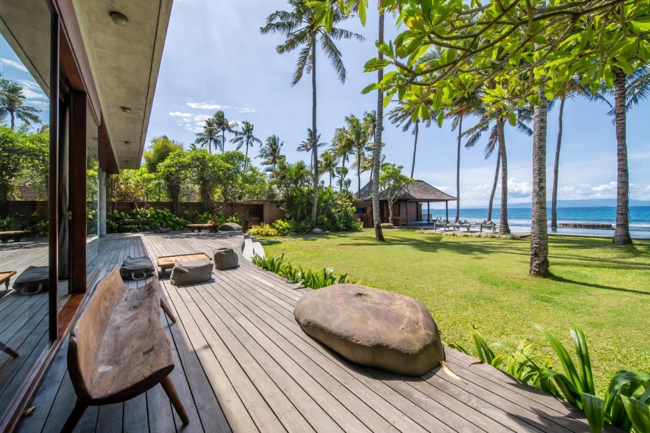 Manis Beachfront Villa *
