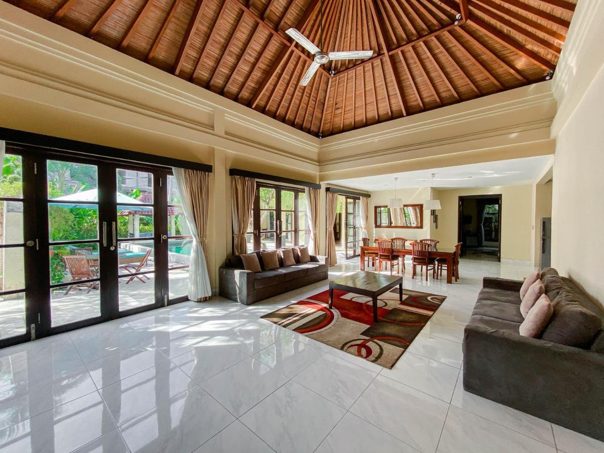 Cometa Villas By Premier Hospitality Villa