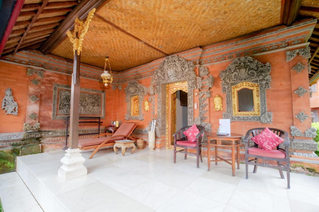 Hotel Gayatri 3*