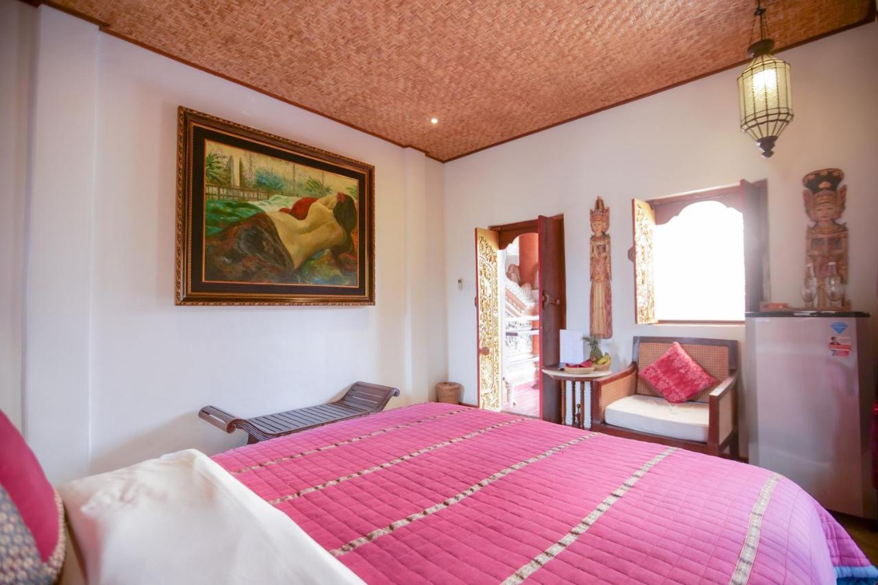 Gayatri Hotel 3*