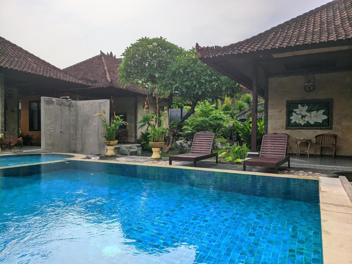 Hotel Taman Sari 3*