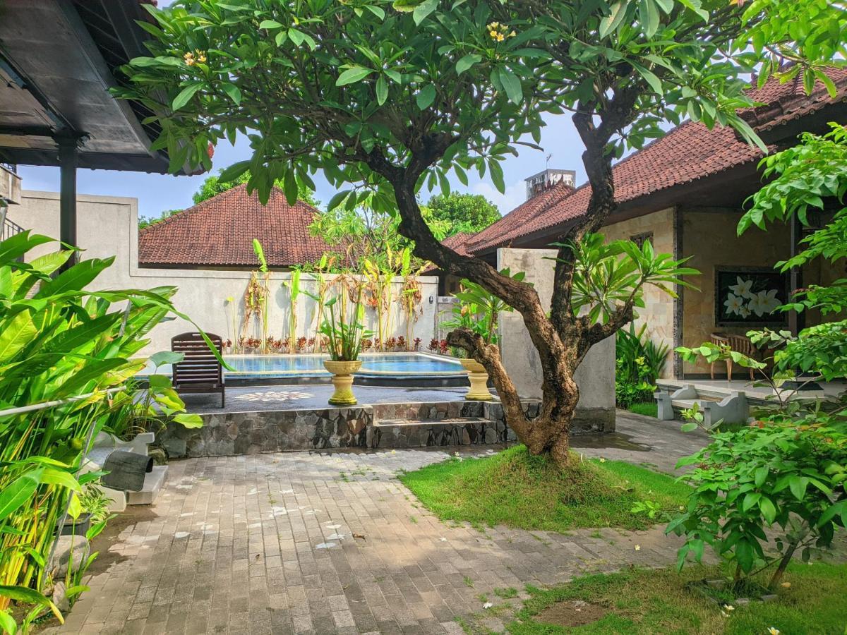 Taman Sari 3*