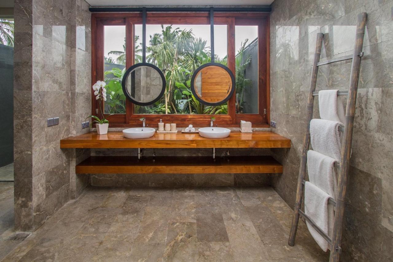 Beachfront Luxury, Purnama Rumah liburan