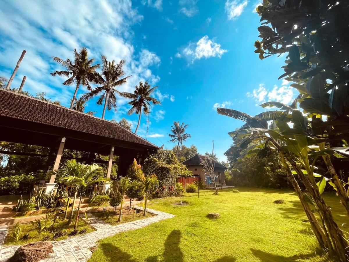 Guest house Apit Lawang & Resto Batununggul