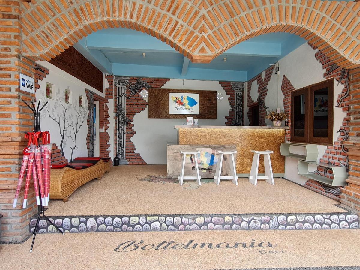 Bottelmania 4* Lovina (Bali)