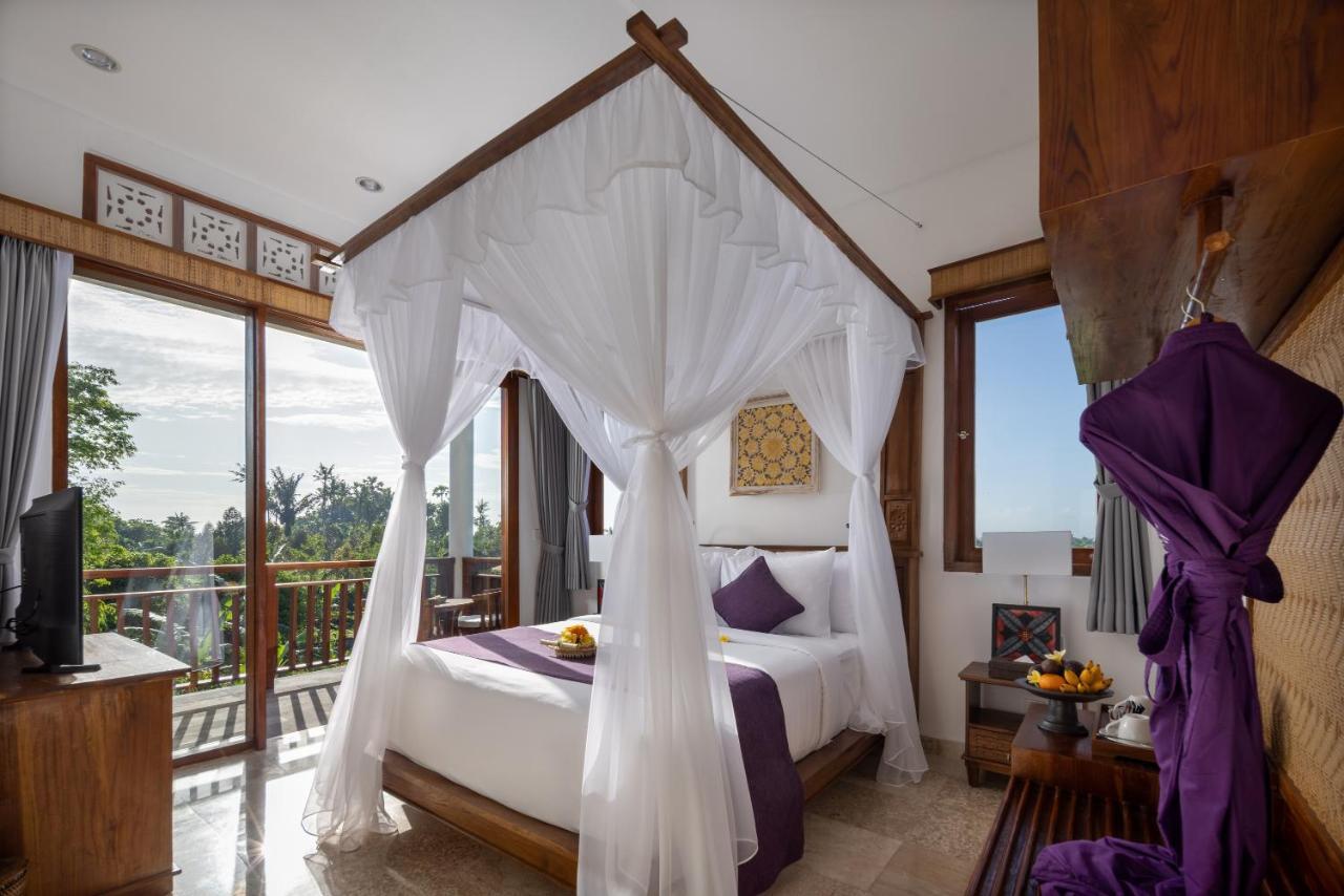 Resort Swan Paradise A Pramana Experience 4*