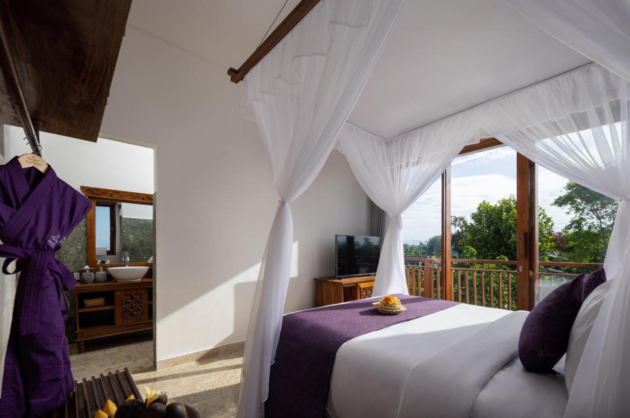 Resort Swan Paradise A Pramana Experience 4*