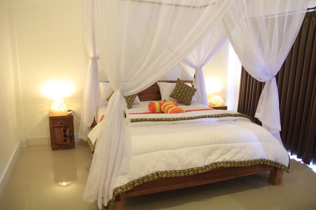 Paradise Warung & House Bali 2*
