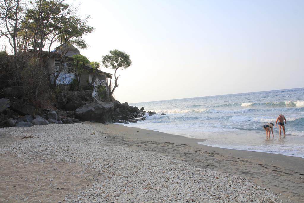 Paradise Warung & House Bali Amed (Bali)