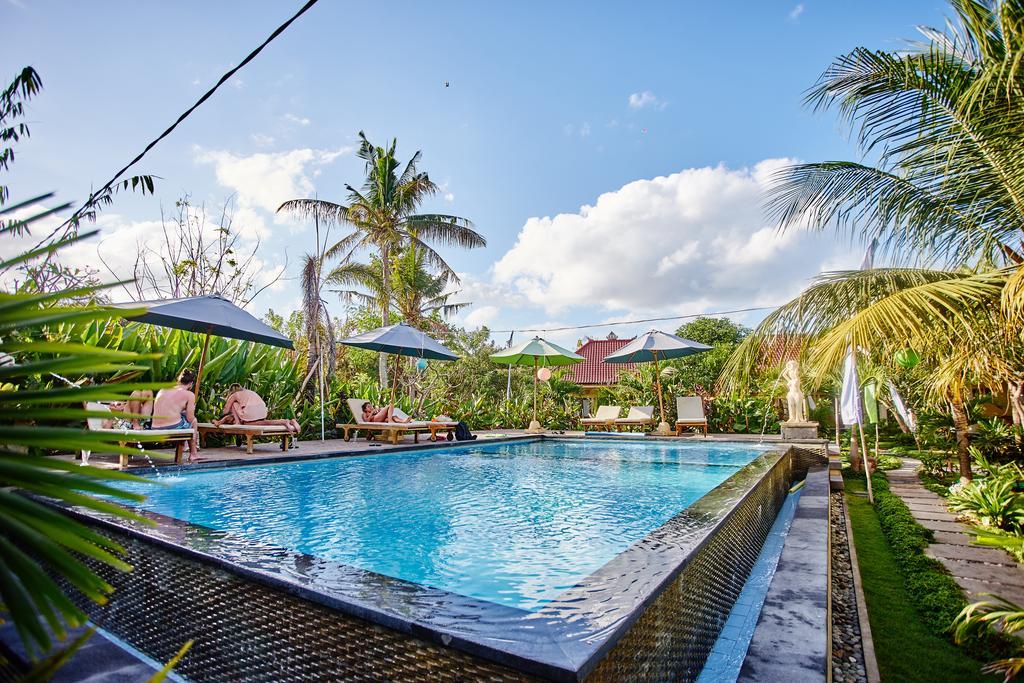 Taos House Nusa 3*