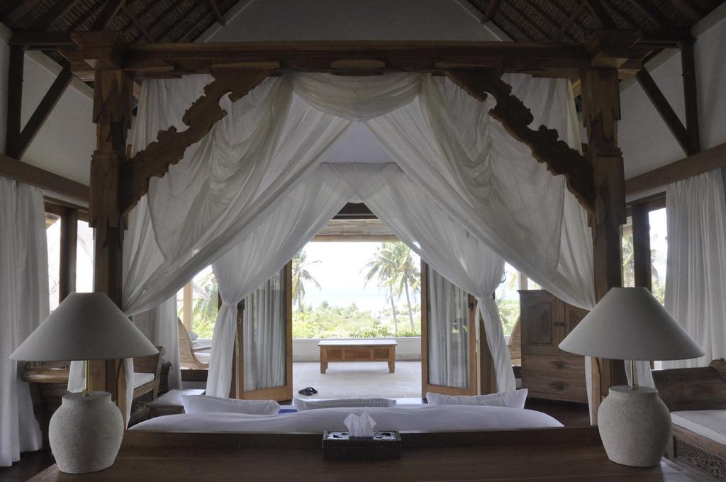 Hotel Santi Sari Boutique 5*