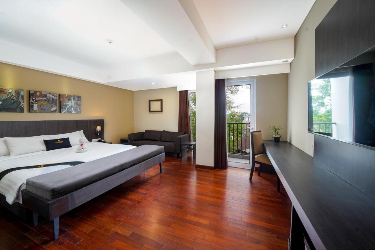 Brits Legian Hotel