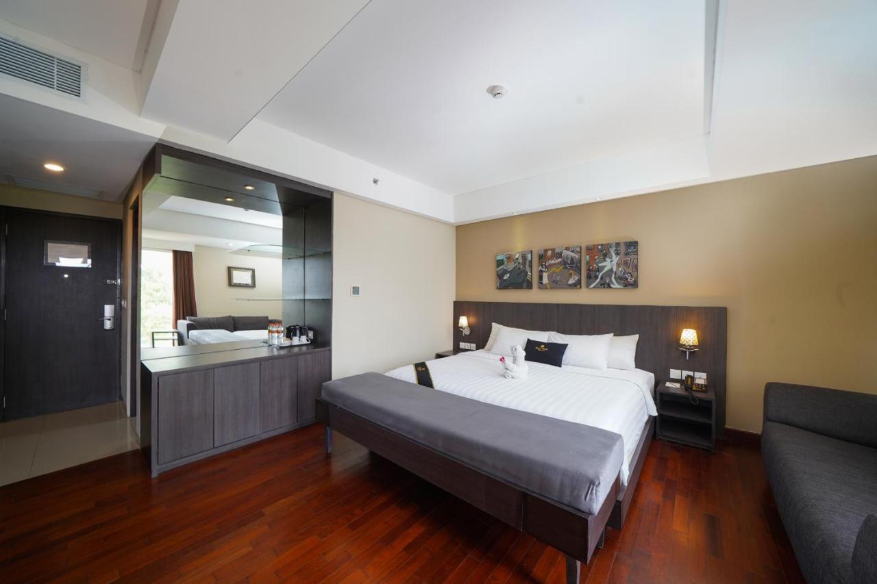 Hotel Brits Legian 4*