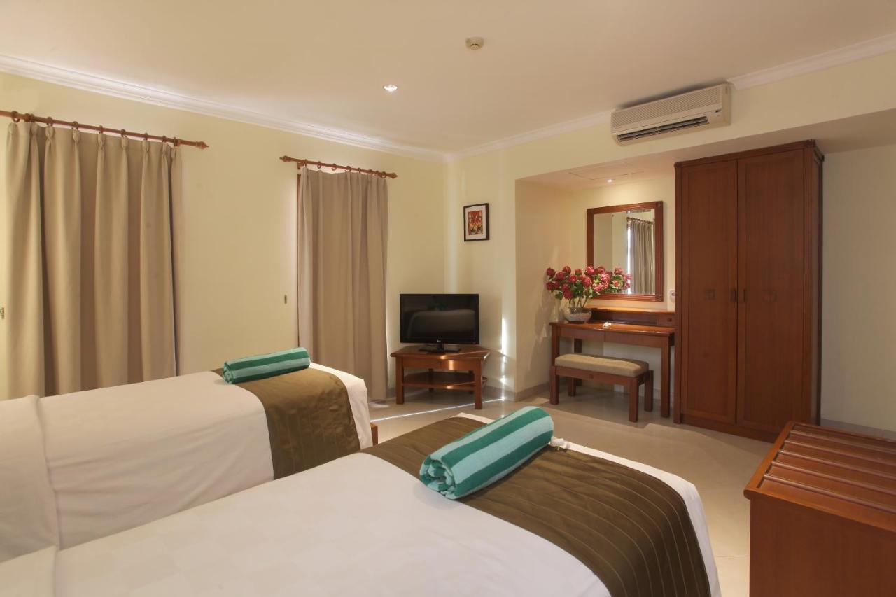 Hotel Peninsula 4*